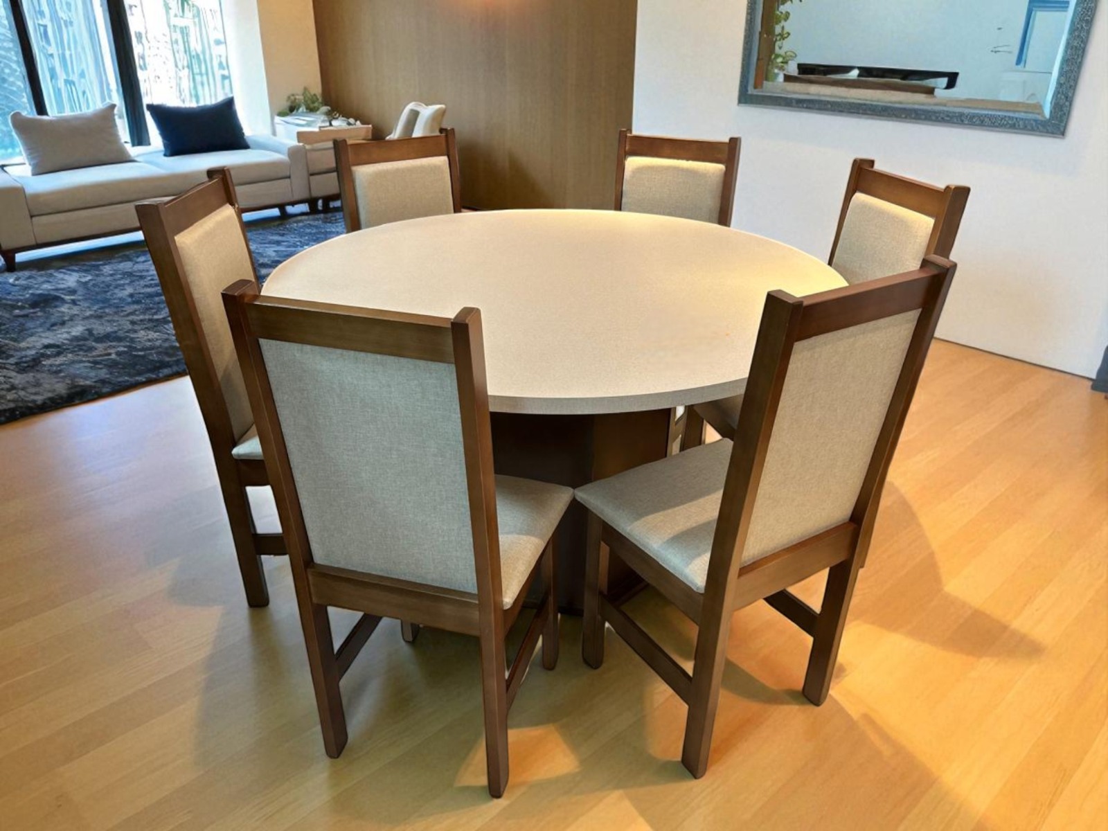 Mesa MDF Red. 1,30 c/ Pé Central c/ 6 Cad. Encosto